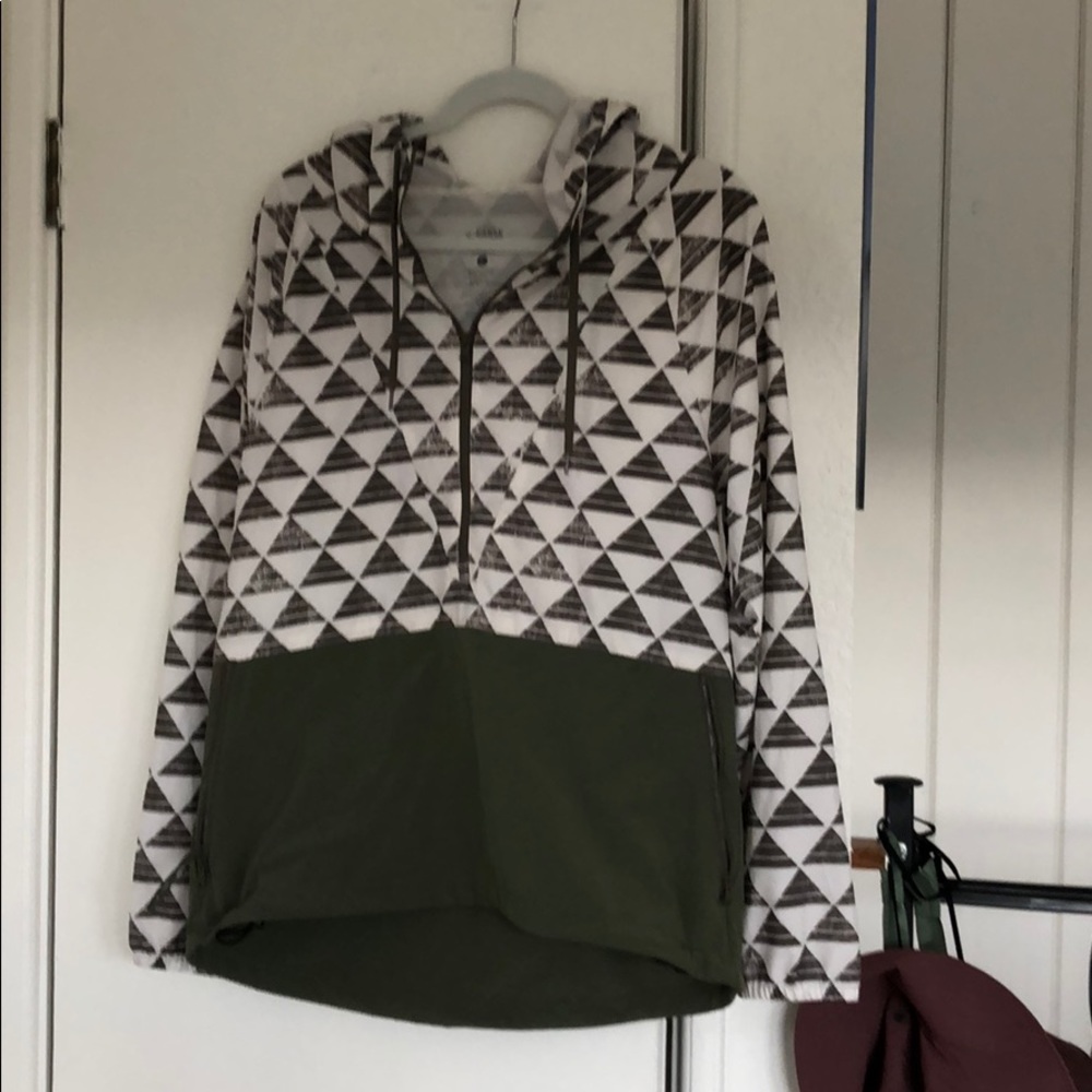 Wind jacket